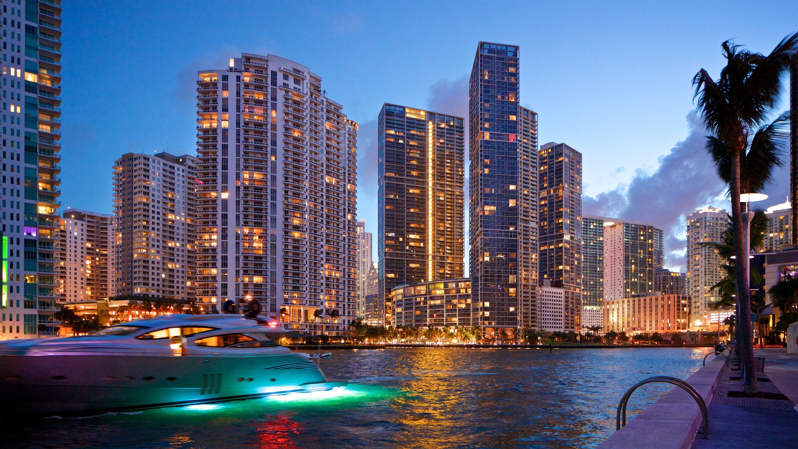 https://www.expedia.com/Miami-Downtown-Miami.dx800070